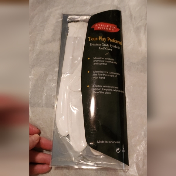 Athletic Works Tour Play Synthetic Men's Left Golf Glove Size M/ L NWT - Picture 2 of 4